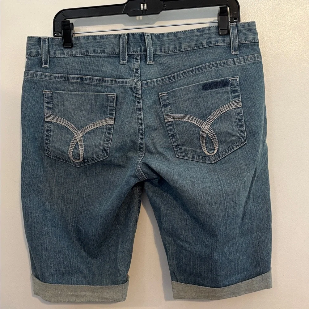 Calvin Klein Light Wash Denim Cuffed Bermuda Shorts 29 / 8